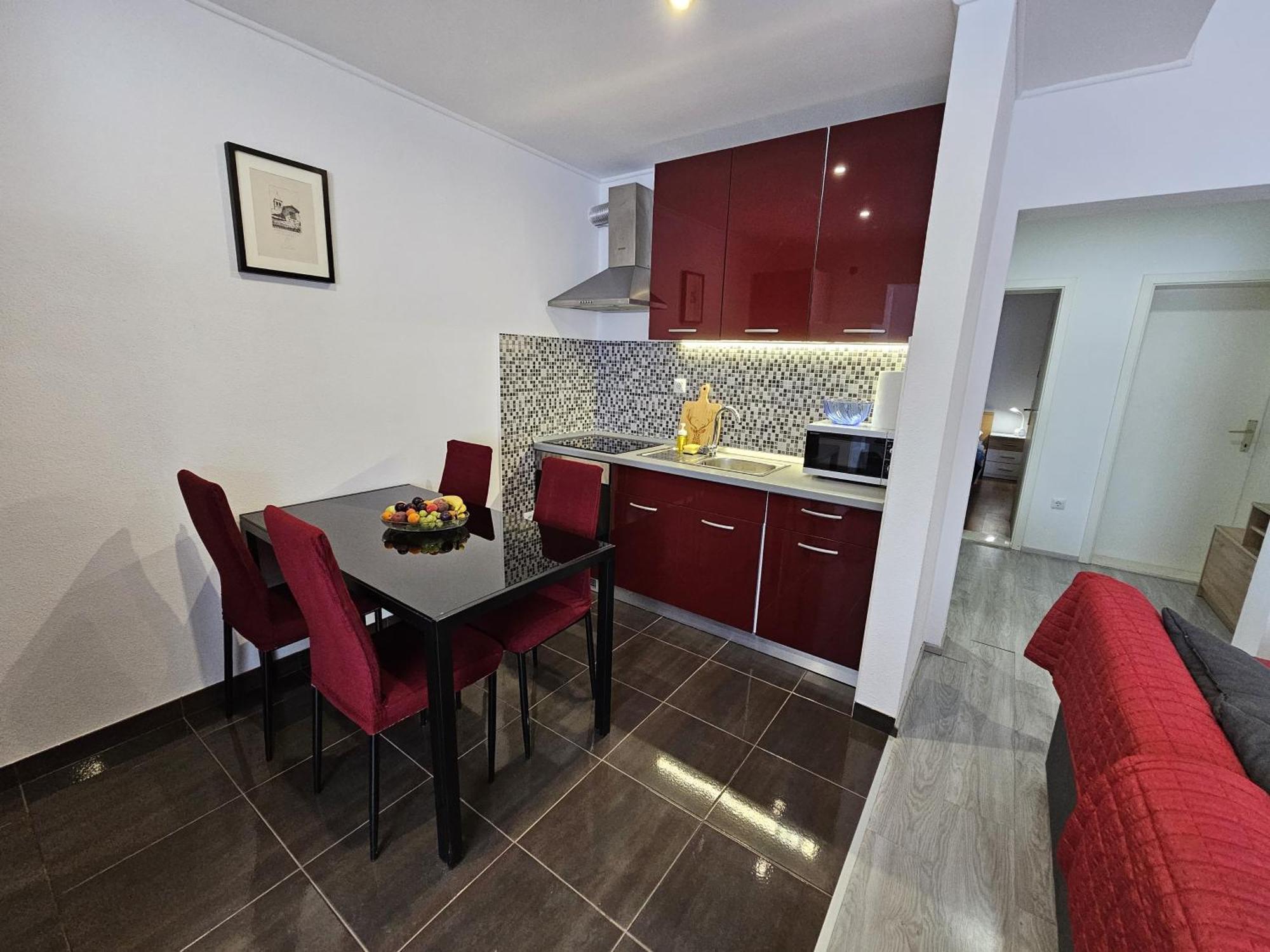 Modern Apartment Nikola In A Quiet Area Kaštel Stari 외부 사진